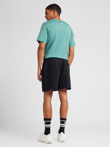 Nike Sportswear Regular Broek 'CLUB' in Zwart