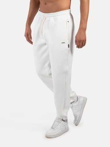 Effilé Pantalon Smilodox en beige
