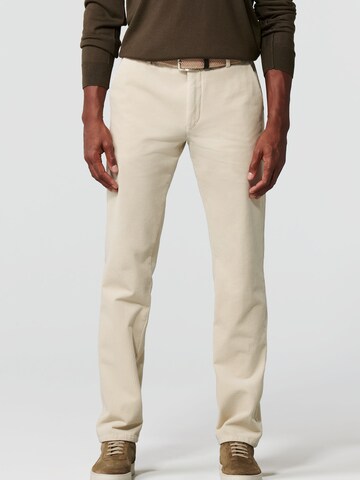 Meyer Hosen Regular Chino Pants in Yellow: front