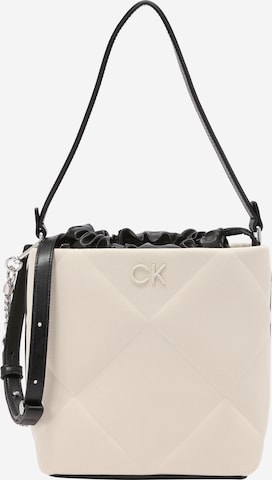 Calvin Klein Τσάντα πουγκί σε λευκό: μπροστά