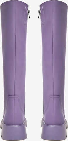 CESARE GASPARI Boots 'Classic' in Purple