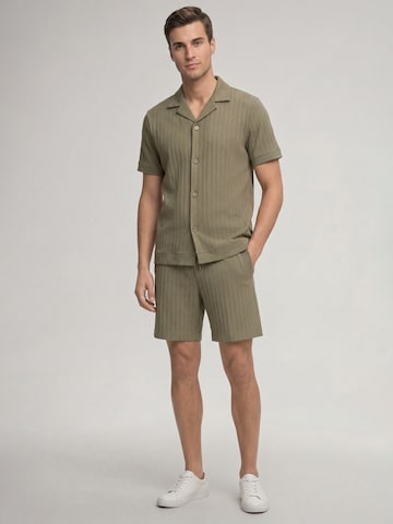 JOOP! Regular Sweatshorts 'Juanito' in Grün