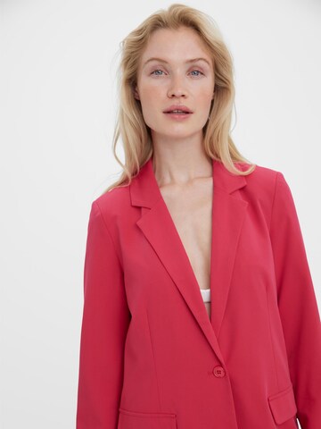 Blazer 'Zelda' VERO MODA en rouge