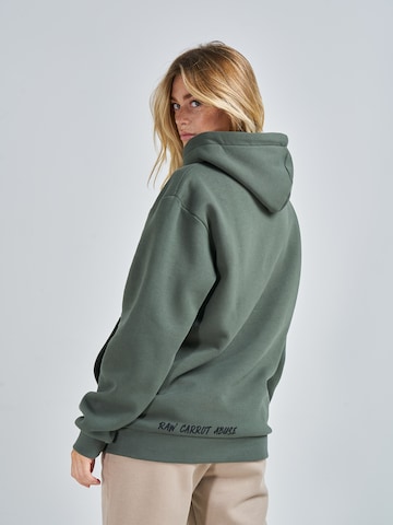 Sweat-shirt 'Elia' ABOUT YOU x Swalina&Linus en vert