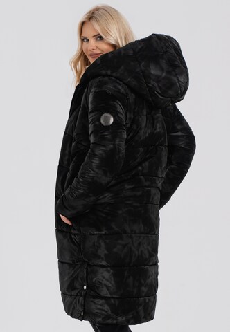 KALITE look Between-Season Jacket in Black: front