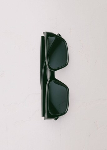 MANGO MAN Sunglasses in Black