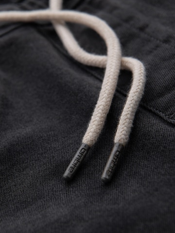 Ombre regular Jeans i grå