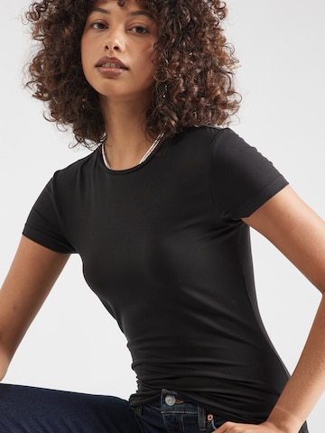 T-shirt 'INES FIONA' Aware en noir