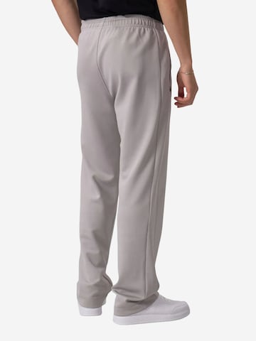 Tommy Life Trousers in Grey