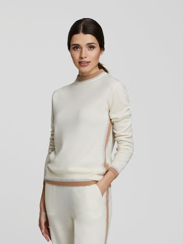 Marc & André Sweater in White: front