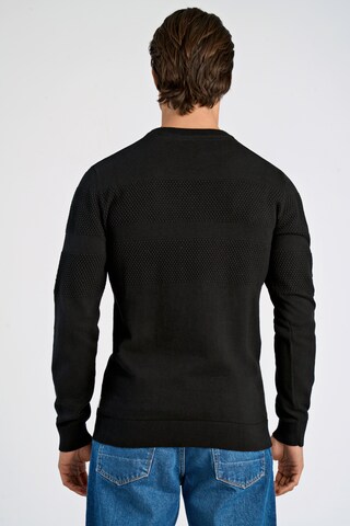Lindbergh Sweater in Black