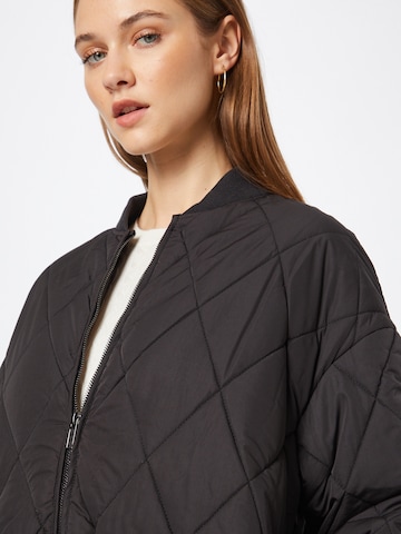 ABOUT YOU Between-Seasons Coat 'Lexa' in Black