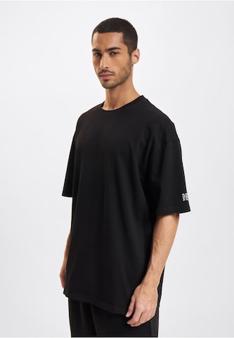 DEF Shirt in Schwarz: Vorderseite