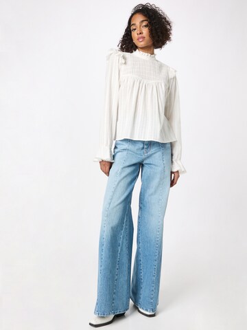 Designers Remix - Blusa 'Iris' en blanco