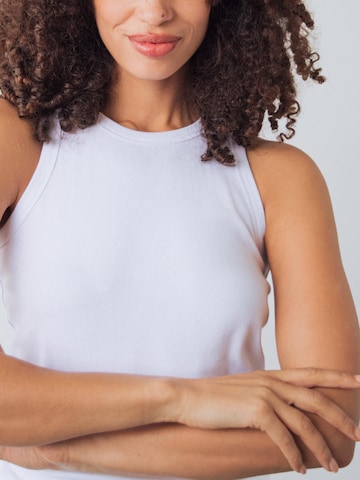 Honest Basics - Top en blanco