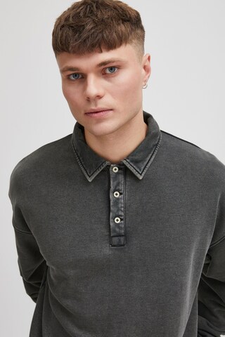 !Solid Sweatshirt in Grijs