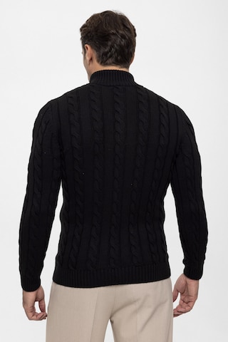 Felix Hardy Sweater in Black