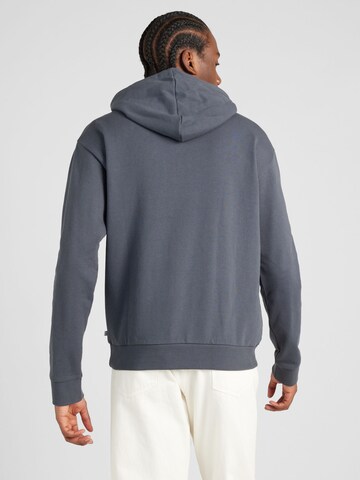 QS Sweatshirt in Grau