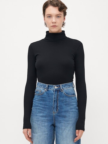 Vero Moda Tall Shirt 'VMCHLOE' in Zwart: voorkant