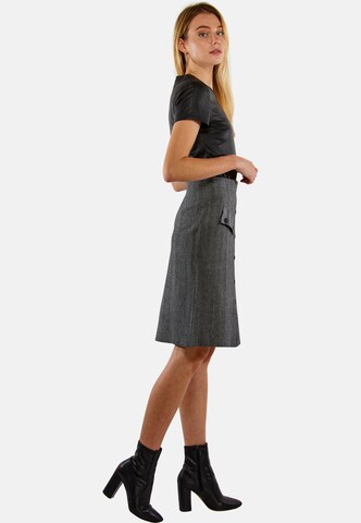 TOOche Skirt in Grey
