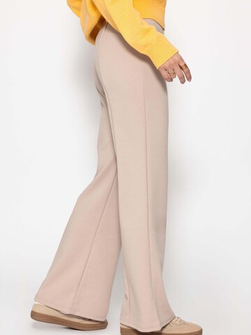 SASSYCLASSY Regular Byxa i beige