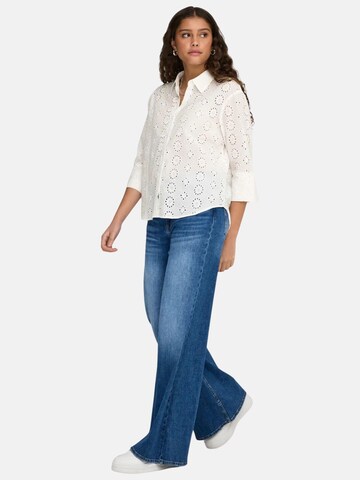 JDY - Blusa 'JDY JDYTAKKIE' en blanco