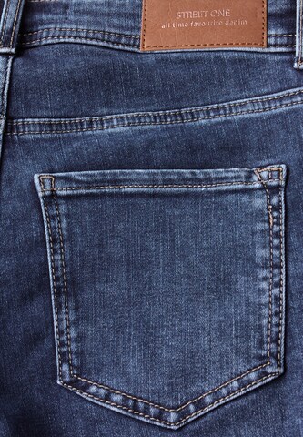 STREET ONE Slim fit Jeans in Blue