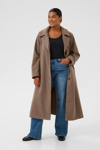 Veste mi-saison 'Nanny' KAFFE CURVE en marron