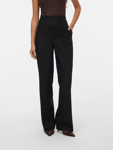 VERO MODA - regular Pantalón plisado 'EVE' en negro: frente