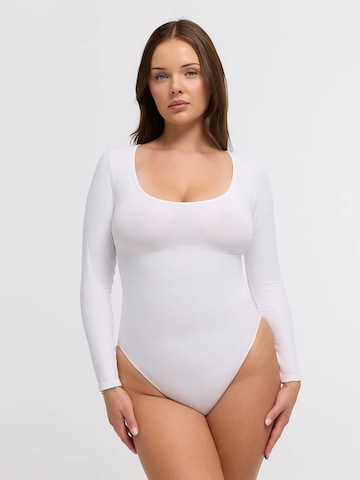 Body modellante 'Longsleeve Sculpting Bodysuit with Slip' di cfab in bianco