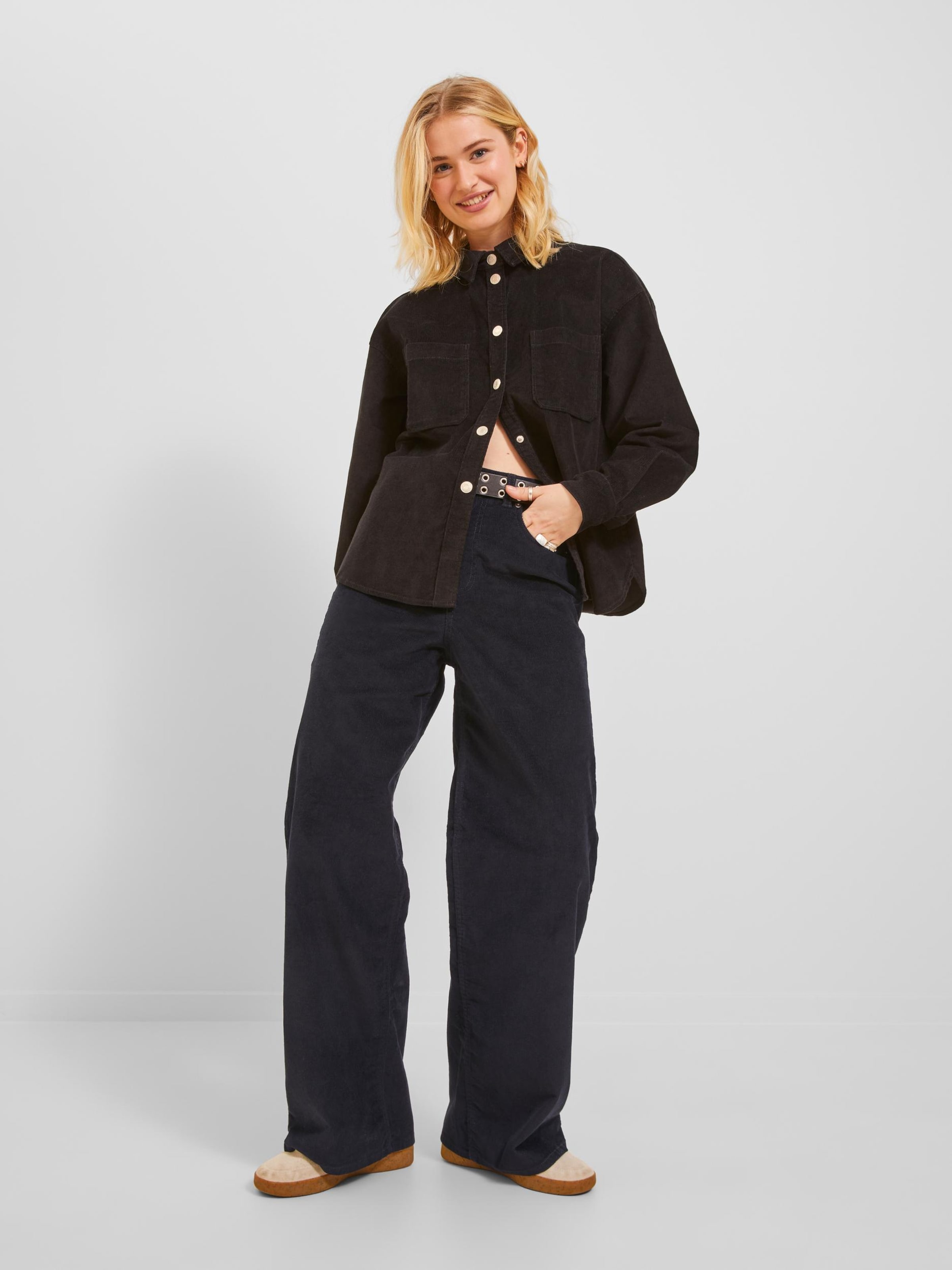 JJXX Wide leg Pants 'Gelly' in Black | ABOUT YOU