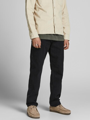 JACK & JONES regular Jeans 'Rob' i sort: forside