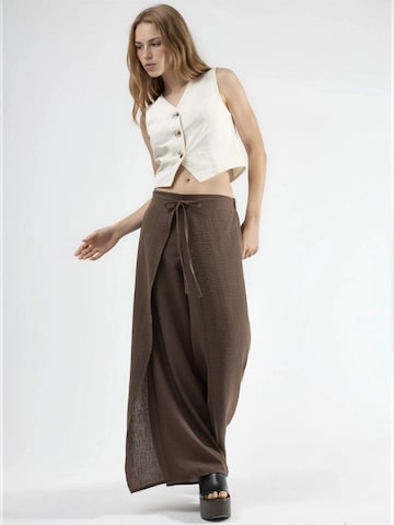 Busem Loosefit Broek in Bruin