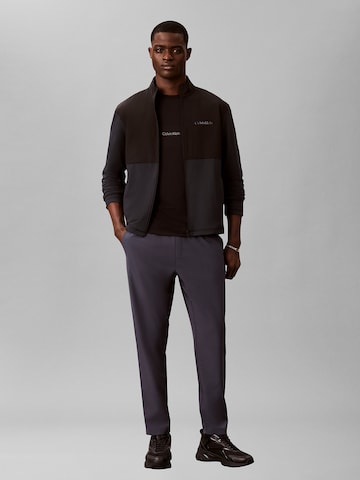 Calvin Klein Sport Tapered Sporthose in Blau