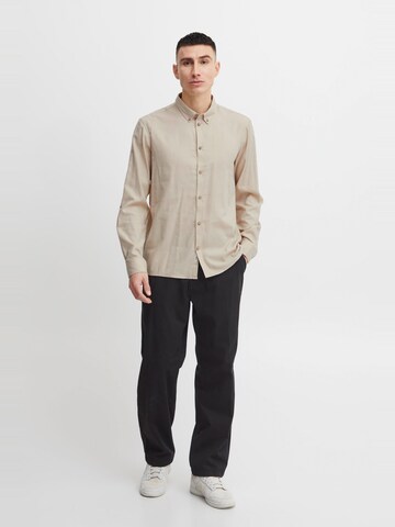 !Solid - Ajuste regular Camisa 'Pete' en beige