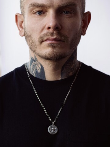 REYTEL Anhänger 'ARIES. MEMENTO MORI' in Silber: Vorderseite