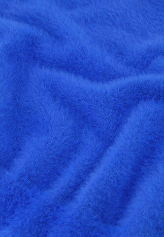 Haut Fabienne Chapot en bleu