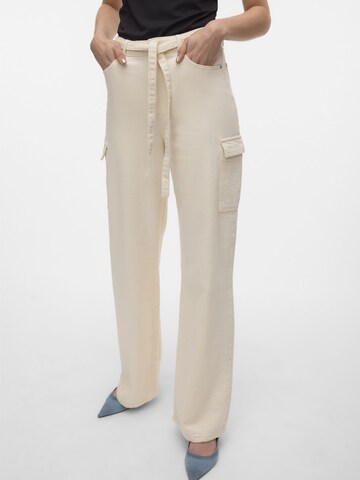 Regular Jeans cargo 'KATHY' VERO MODA en beige