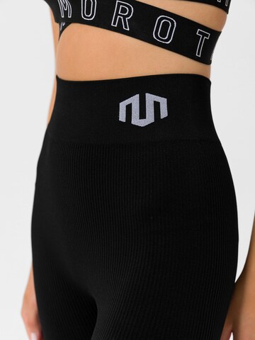 Skinny Pantaloni sportivi 'Naikan' di MOROTAI in nero