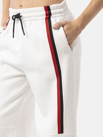 CIPO & BAXX Loosefit Broek 'WR155' in Wit