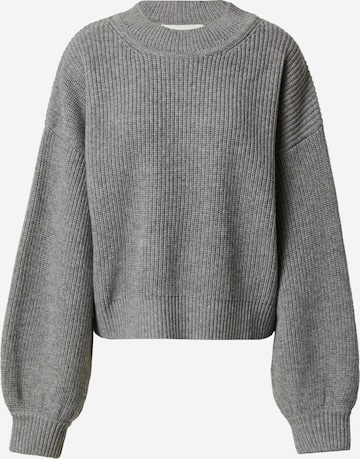 ABOUT YOU x Marie von Behrens Пуловер 'Ida' в сиво: отпред