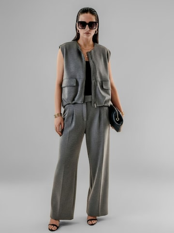 WEARABLE STORIES Wide leg Pleat-Front Pants 'Daria' in Grey
