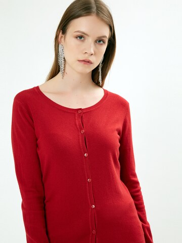 Cardigan Influencer en rouge