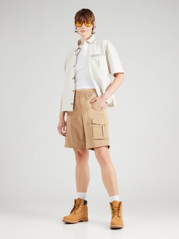 NAPAPIJRI Regularen Hlače 'POUDRE' | bela barva