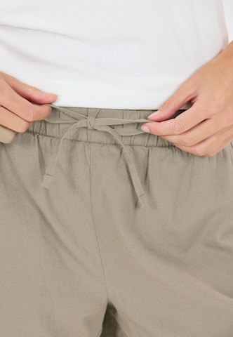 Athlecia Regular Shorts 'Resort V2' in Braun