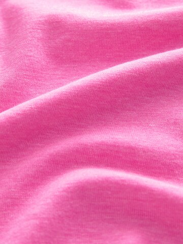 Next Top in Pink