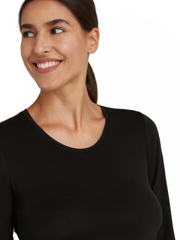 FALKE Undershirt in Black