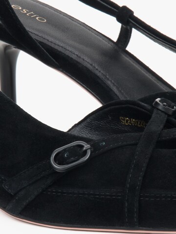 Décolleté '24022-1717' di Estro in nero
