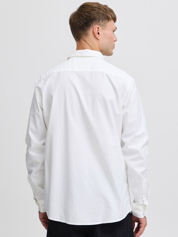 !Solid - Ajuste regular Camisa 'Val' en blanco