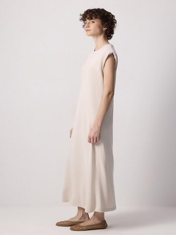 Robe Touche Prive en beige
